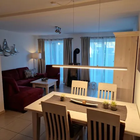 בית נופש Haus Sandra