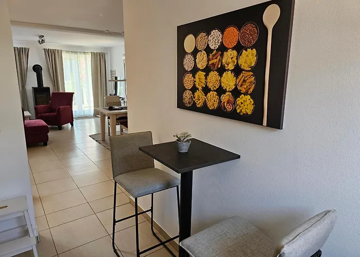 Haus Sandra * غلوفي